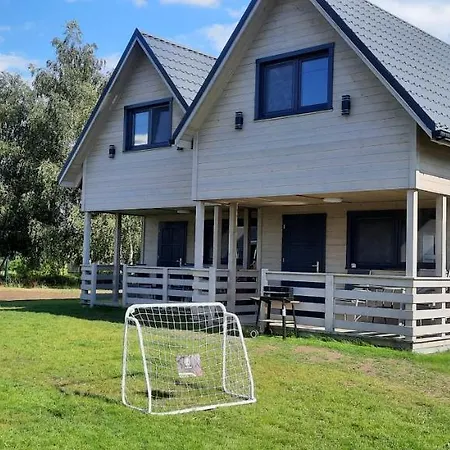 San Escobar Domek alpejski Dziwnówek