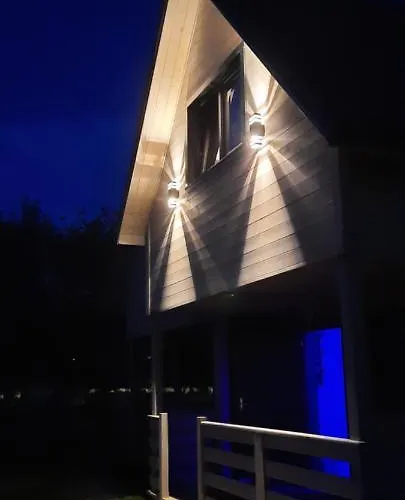 San Escobar * Dziwnówek